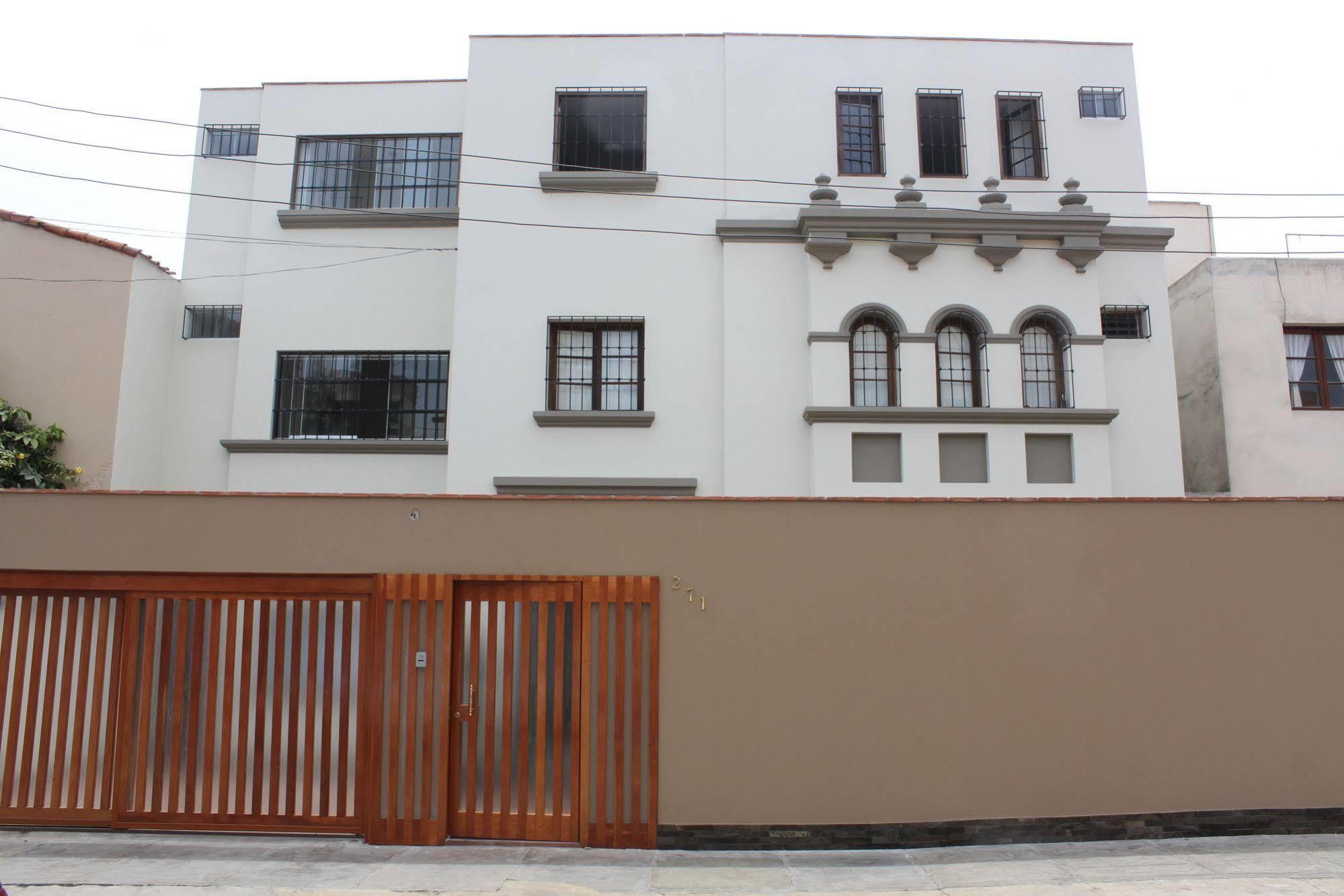 Bed & Breakfast - La Casa De Ceci Лима Экстерьер фото